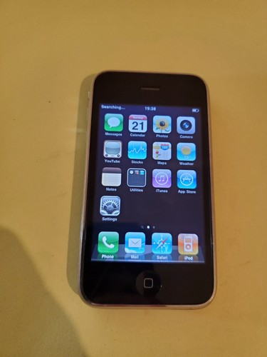 Iphone a1241 8gb locked - 8gb, on