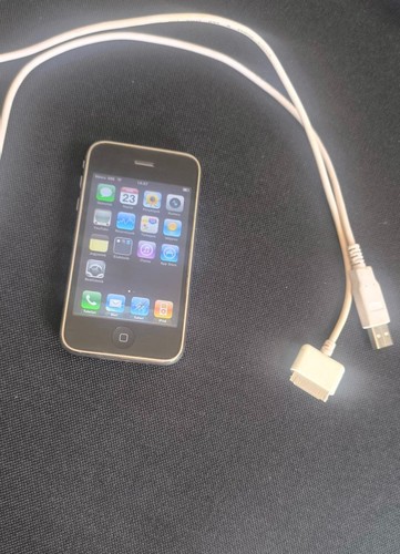 Apple iphone 8gb - iphone,